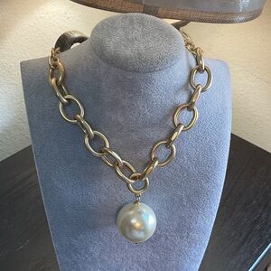 Gold Chain Necklace with Pearl Pendant